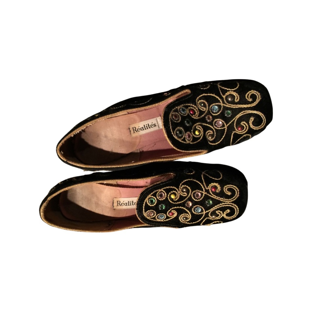 STUNNING Vintage Black Velvet Jeweled Shoes